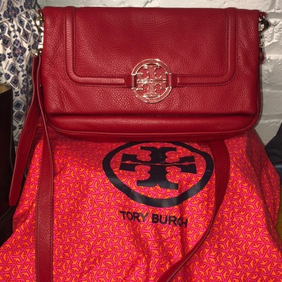 Tory Burch RED SUPPLE LEATHER CROSSBODY PURSE W/DUSTER $398 - Picture 1 of 4